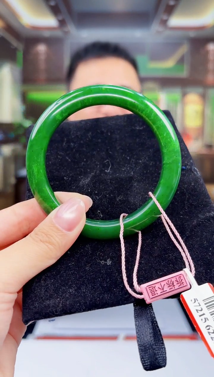 定制和田玉玉界匠心天然和田玉（拍一发一）