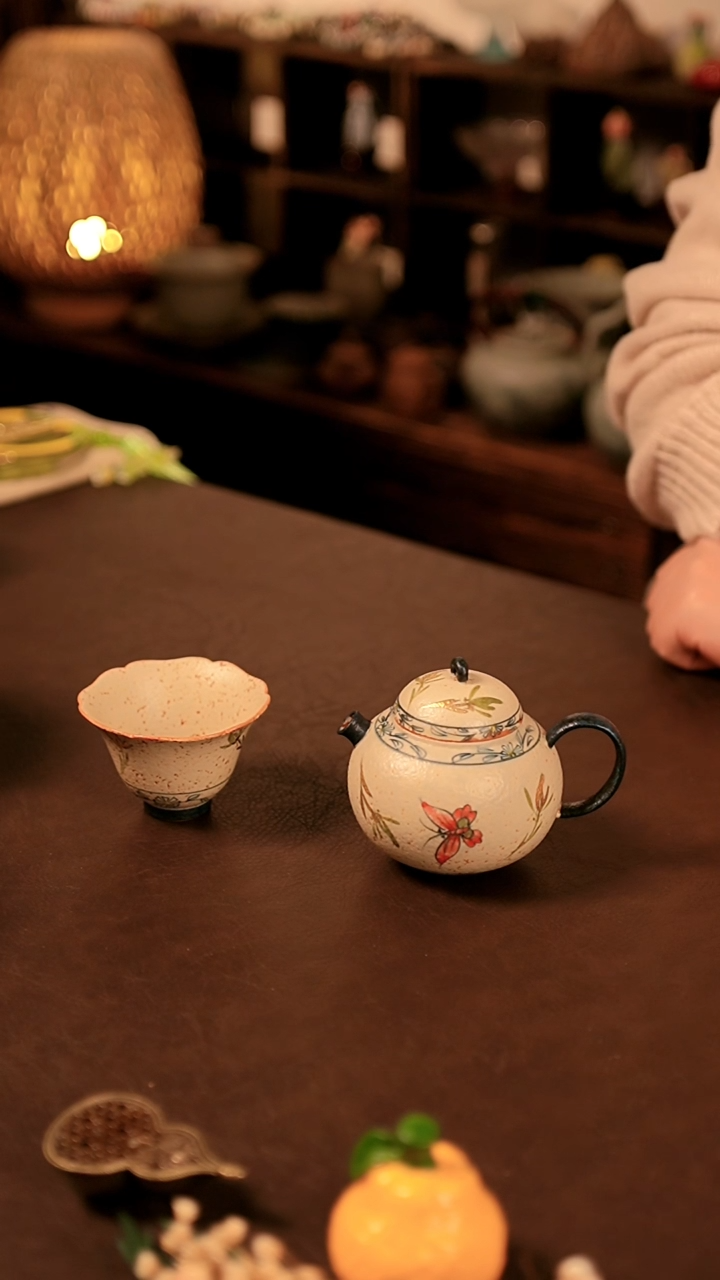 【闪购商品】闪购冲冲冲 青花蝴蝶兰花一套