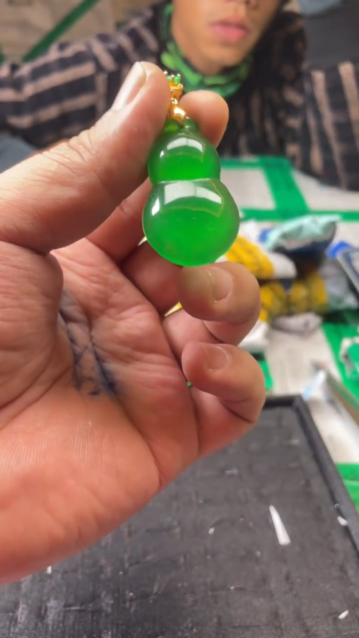 林子收货时尚吊坠X22