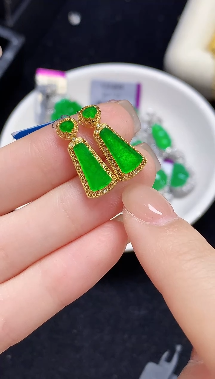 吊坠(不含链)18K金镶嵌翡翠X2310-2