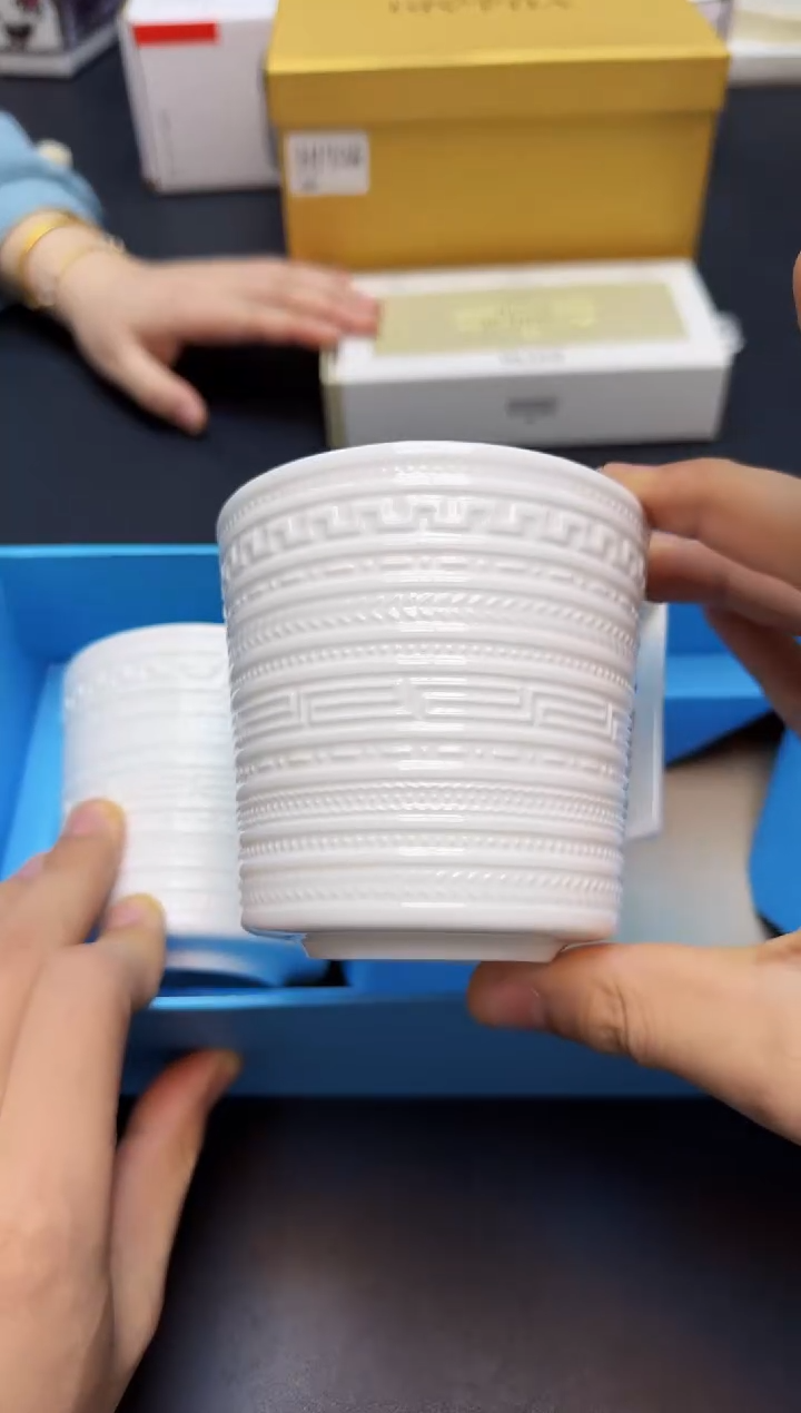 【闪购商品】瓷片全新正品一件不留@@H263