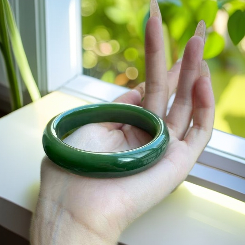 天然A货手镯  轮胎正圈 青海料  菠菜绿碧绿手镯