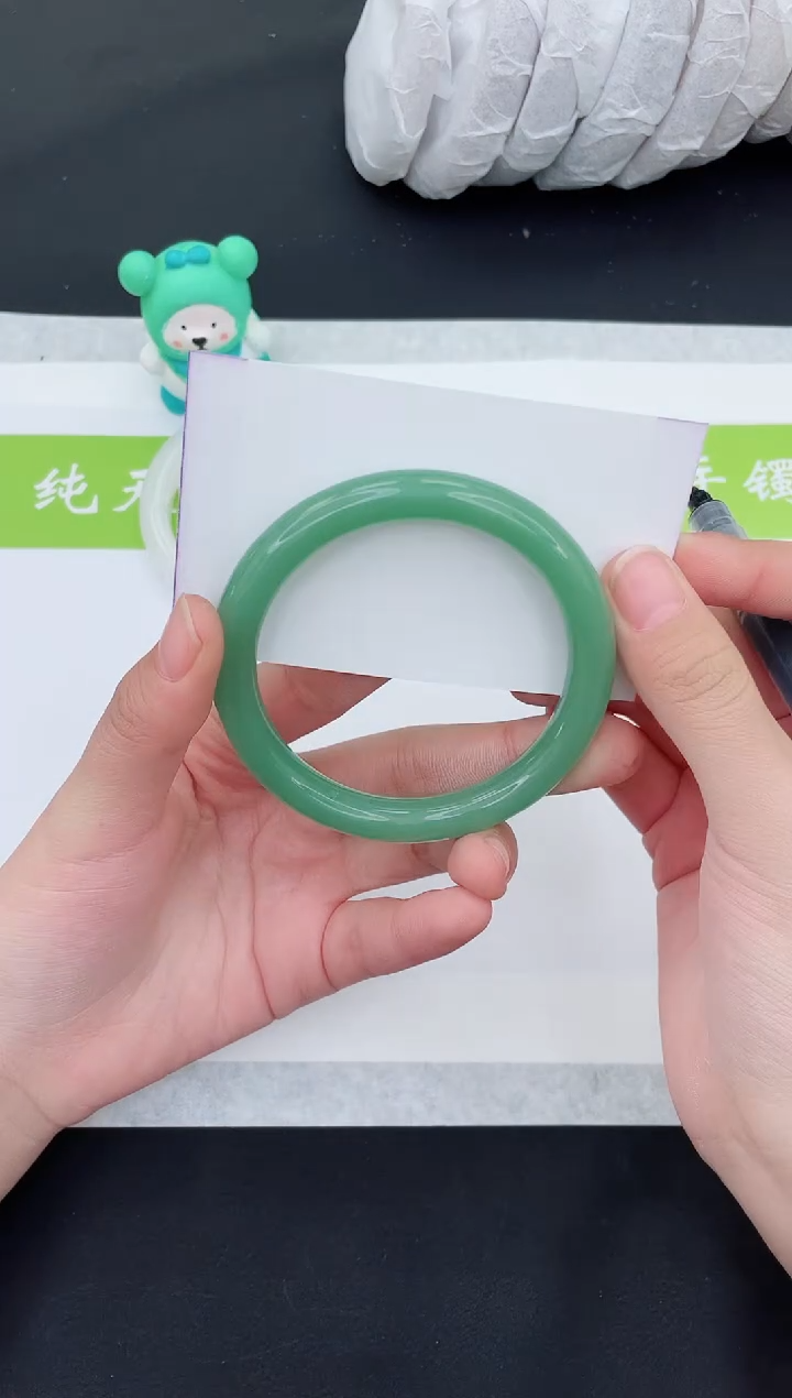 【闪购商品】石英质玉手镯未镶嵌DY6-57+