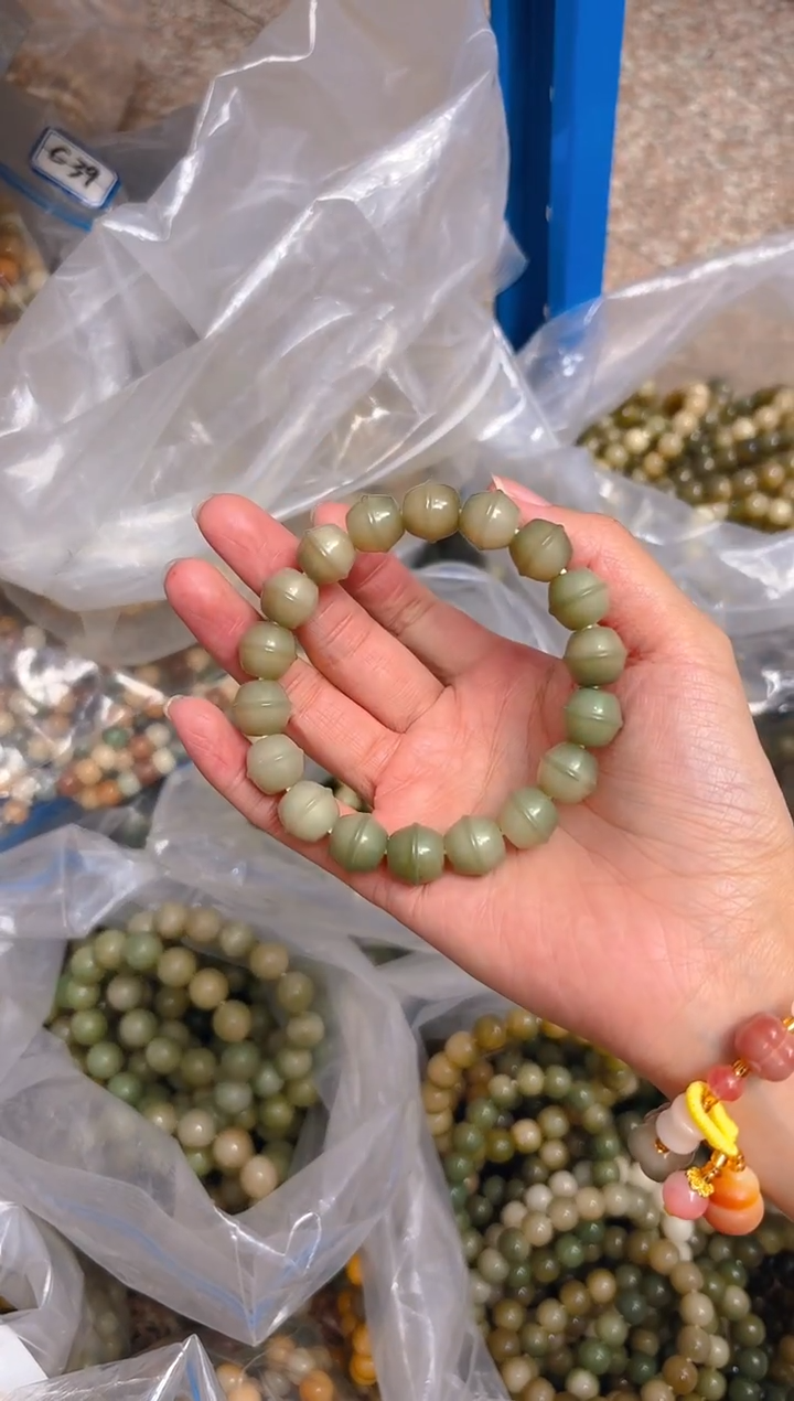 吊坠菩提根/象牙果蜜罐单圈