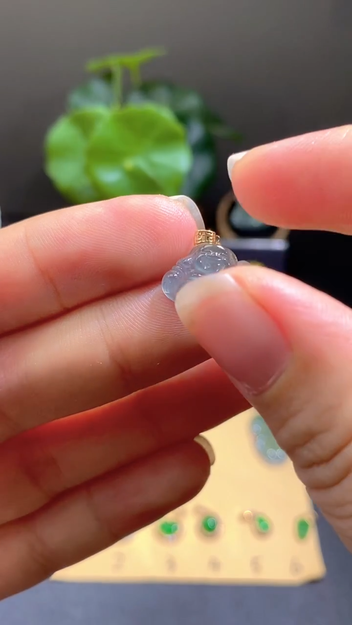 颈饰18K金镶嵌翡翠翡翠A货