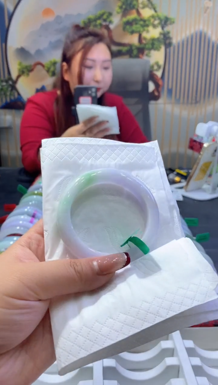 【闪购商品】翡翠手镯未镶嵌00009184