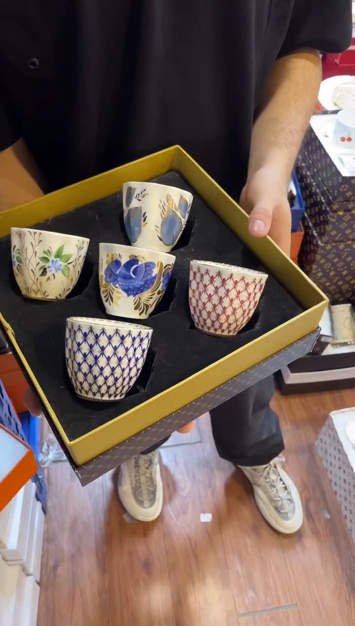 杯鸿辉家品牌瓷器，京东包邮！