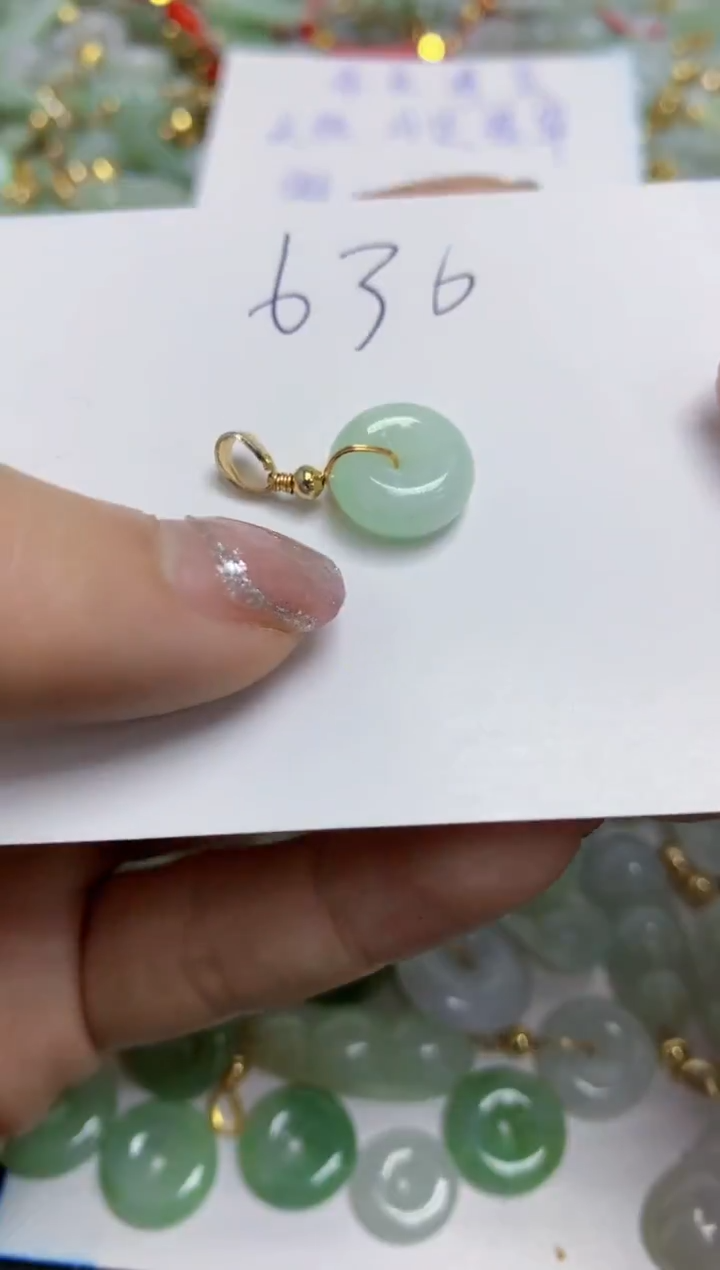 【闪购商品】翡翠颈饰合金天然翡翠A货