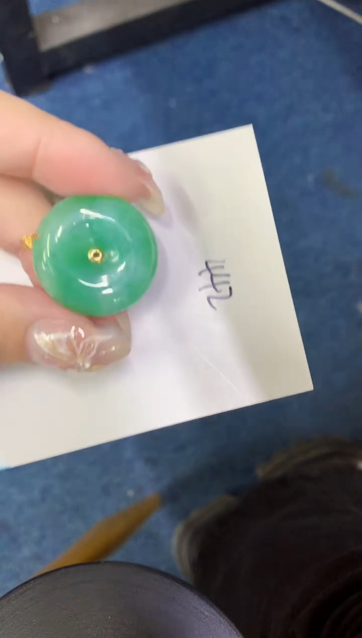 【闪购商品】翡翠颈饰18K金镶嵌00000000000