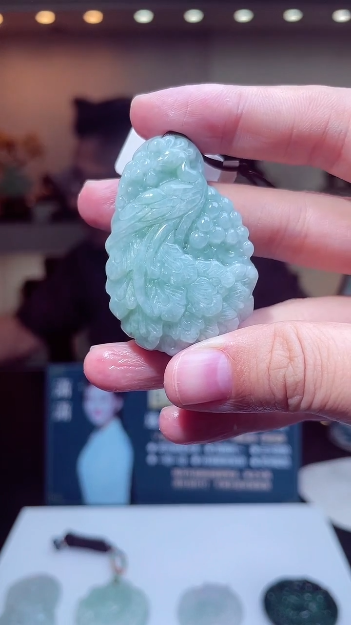 颈饰未镶嵌翡翠天***哈X-@@YYZM1019多样性发一