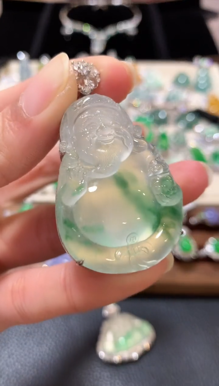 吊坠(不含链)18K金镶嵌翡翠陌*m52 