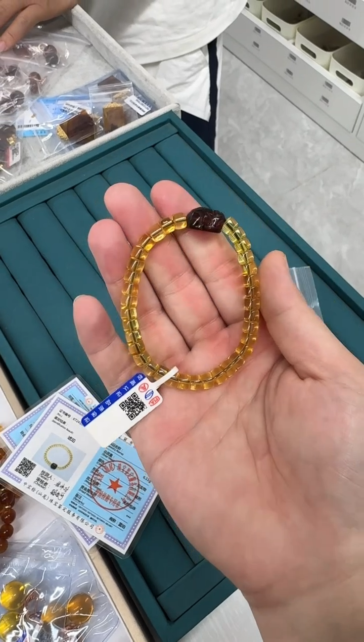 未镶嵌琥珀手串【JQ】琥珀手串（多样性发其一）