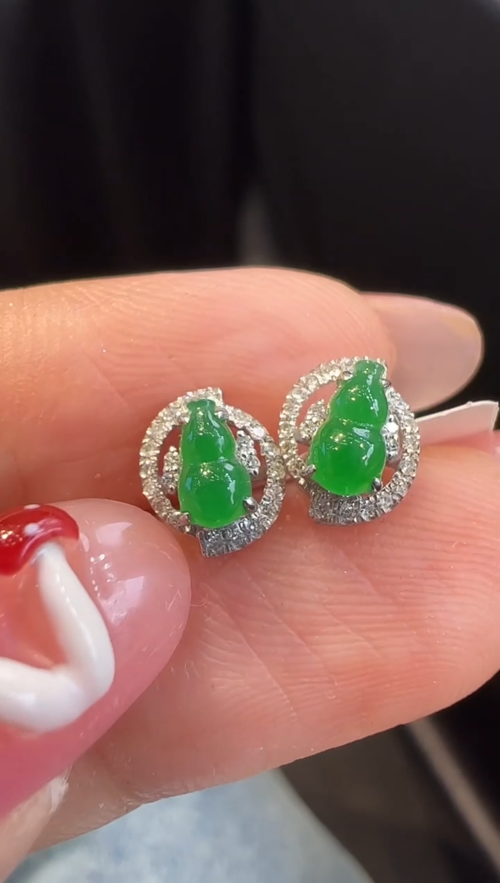 18K金镶嵌翡翠耳饰耳饰