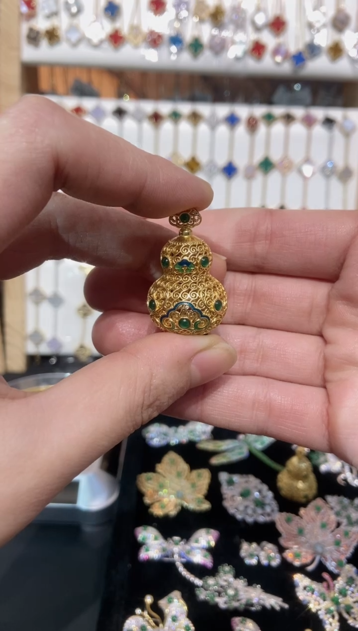 吊坠(不含链)银S925镶嵌翡翠?翡翠  设计款葫芦吊坠