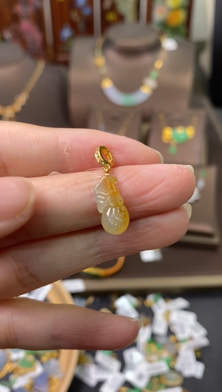 【闪购商品】翡翠颈饰18K金镶嵌净货14004