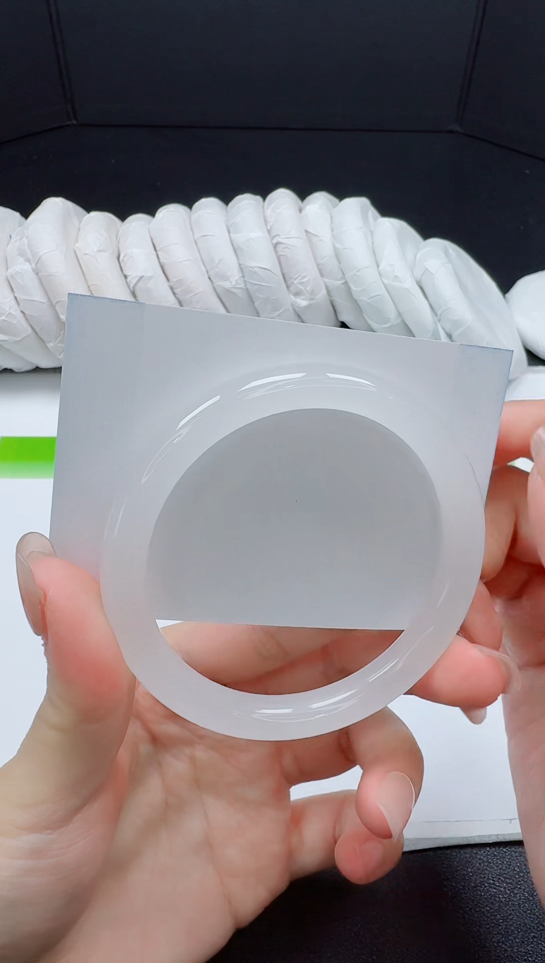 石英质玉手镯未镶嵌007-5758