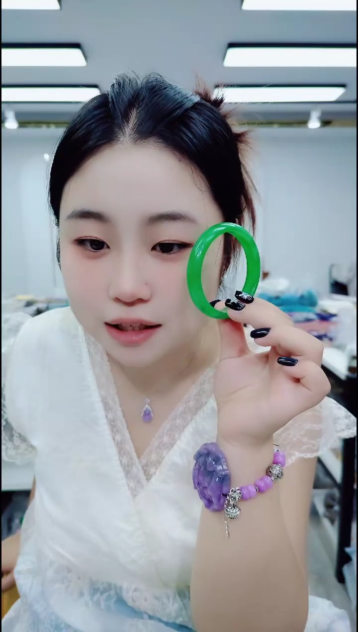 树脂制品1004绿色手镯