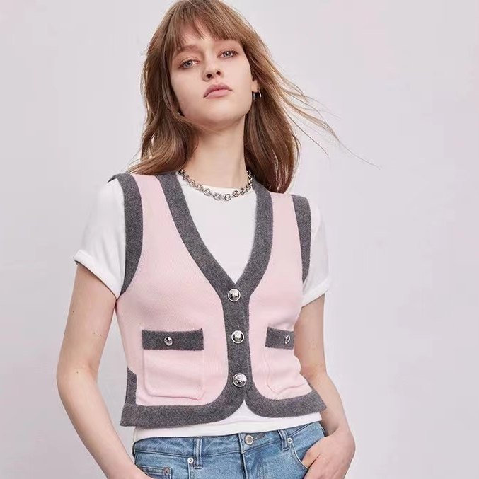 99新 Chanel/香奈儿 Chanel 灰粉针织马甲