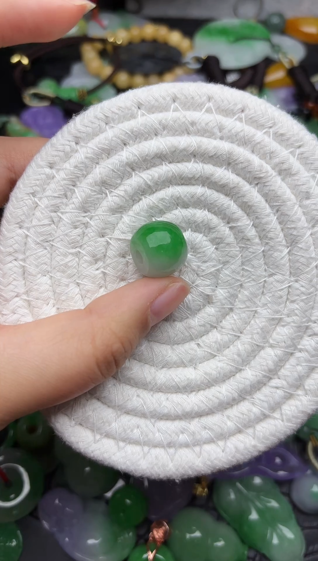 颈饰未镶嵌翡翠缅甸翡翠吊坠