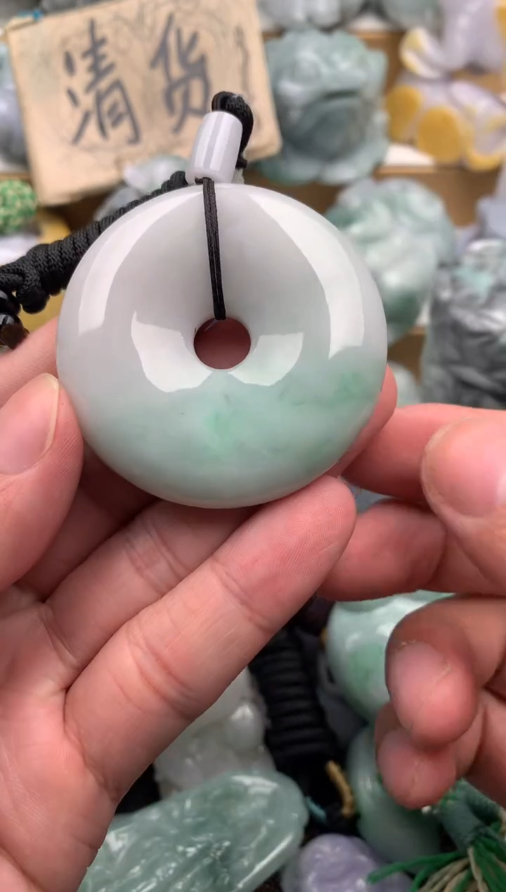 吊坠(不含链)未镶嵌翡翠1