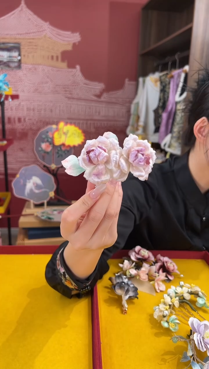 【闪购商品】刺绣非遗绒花（发饰）