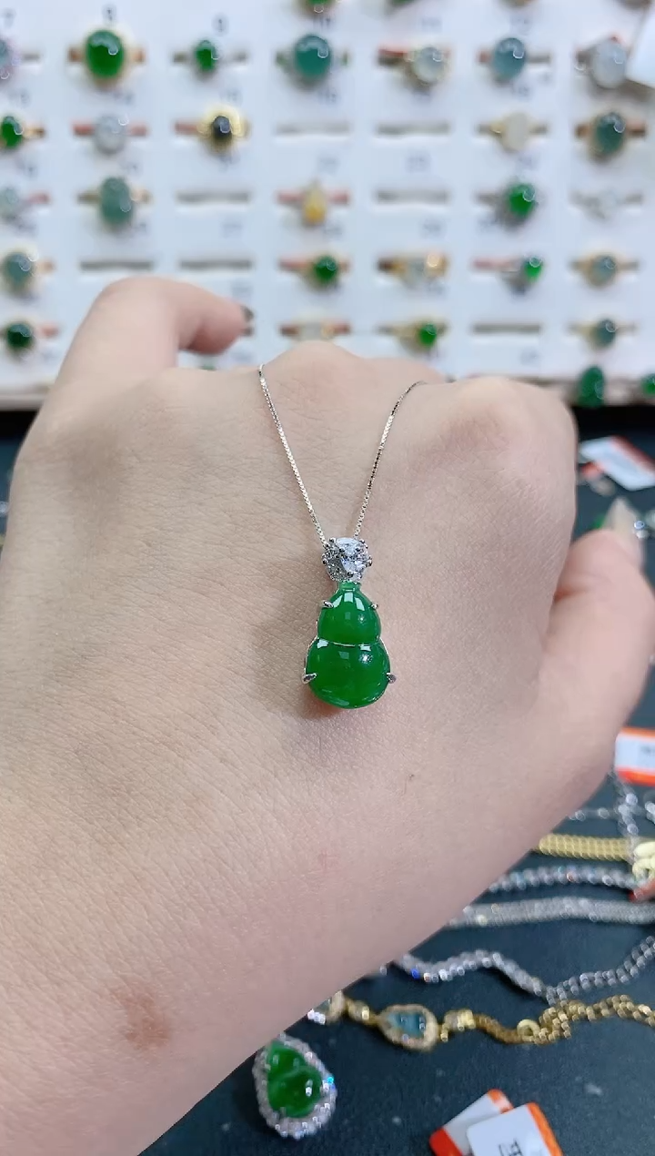 颈饰银S925镶嵌翡翠天然翡翠