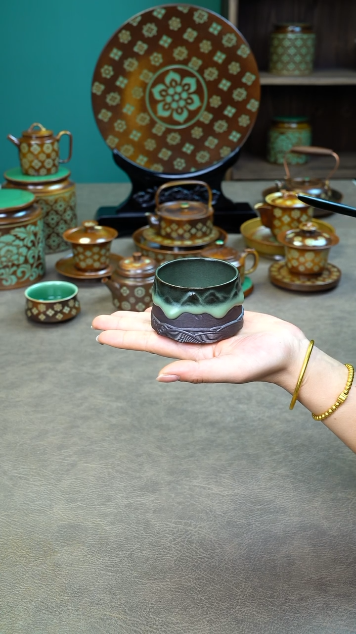 【闪购商品】青瓷豆青崔釉主人杯