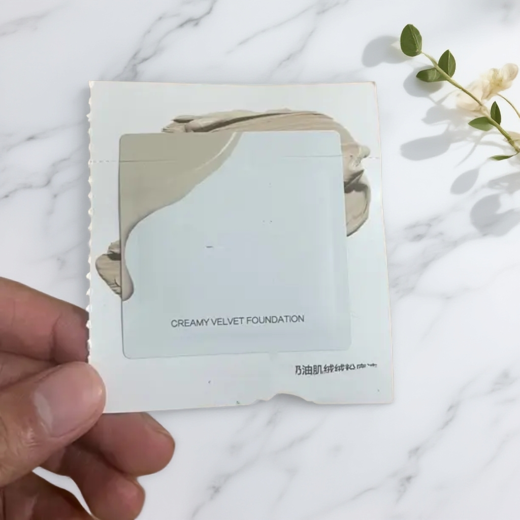 6110 小样片装1g！PL奶油肌绒绒粉底液