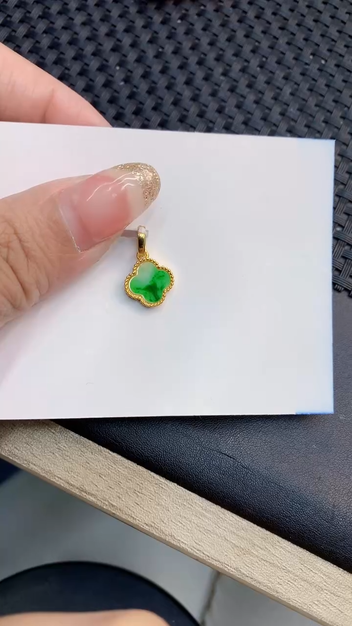 翡翠银S925镶嵌颈饰             8