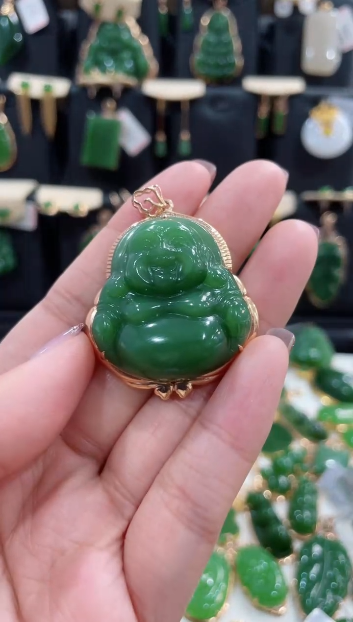 【闪购商品】和田玉（碧玉）颈饰18K金镶嵌佛公