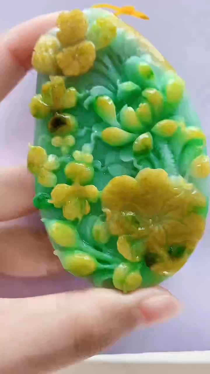 未镶嵌定制翡翠4812lr-毛货挂件70