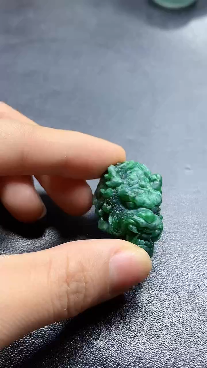 颈饰未镶嵌翡翠天然缅甸a货翡翠