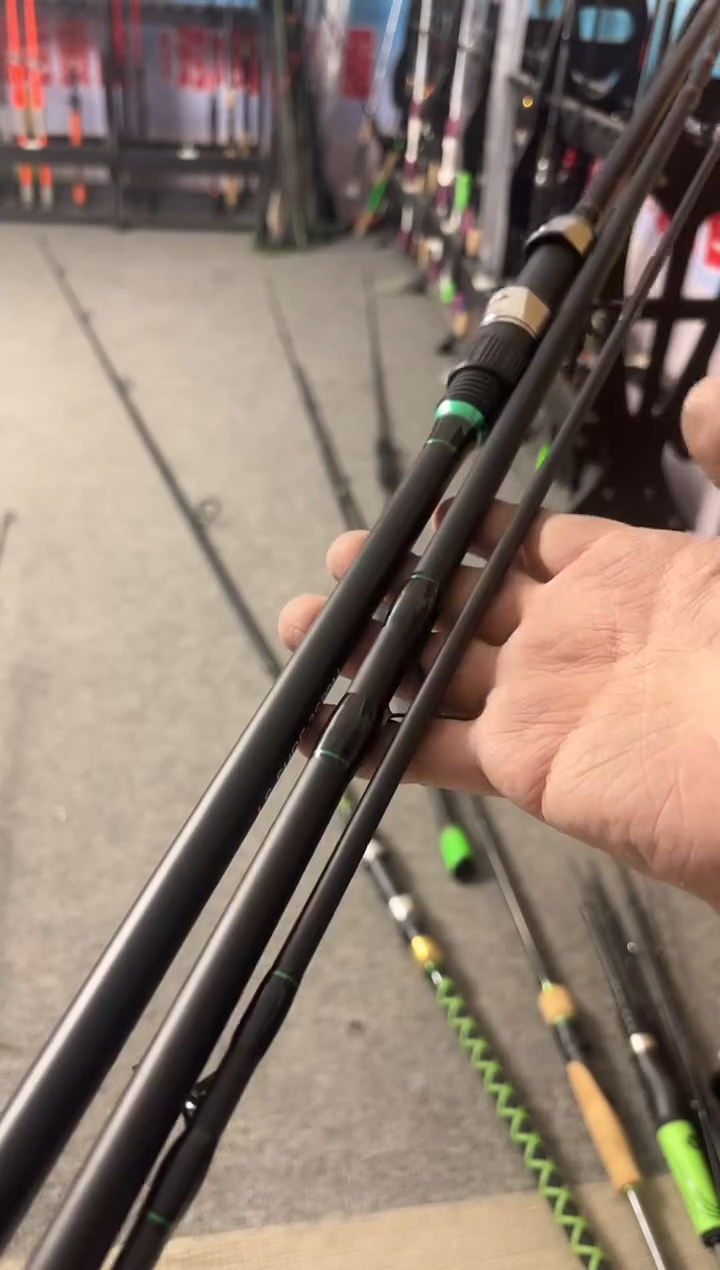 1.8m以下碳素星空马口1.68米UL直柄+2000纺车轮（瑕疵尾货竿）