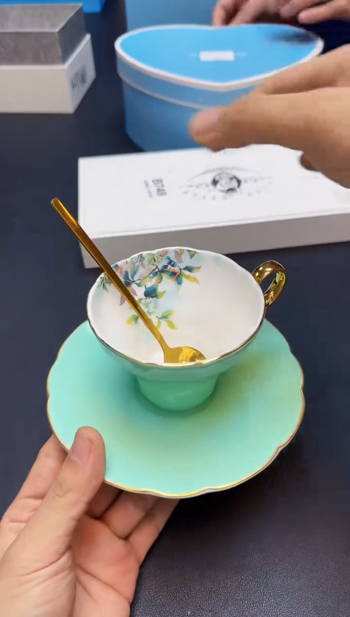 【闪购商品】杯全新正品一件不留@@B749