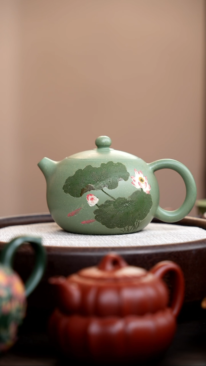 茶壶紫砂001   豆青砂西施彩刻荷花
