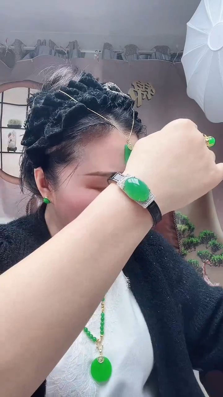 【闪购商品】翡翠手链银S925镶嵌手表手链