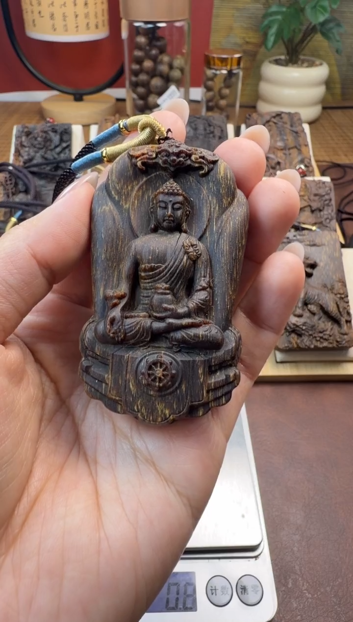 木木雕款芽庄  药师佛 7cm 送养香瓶