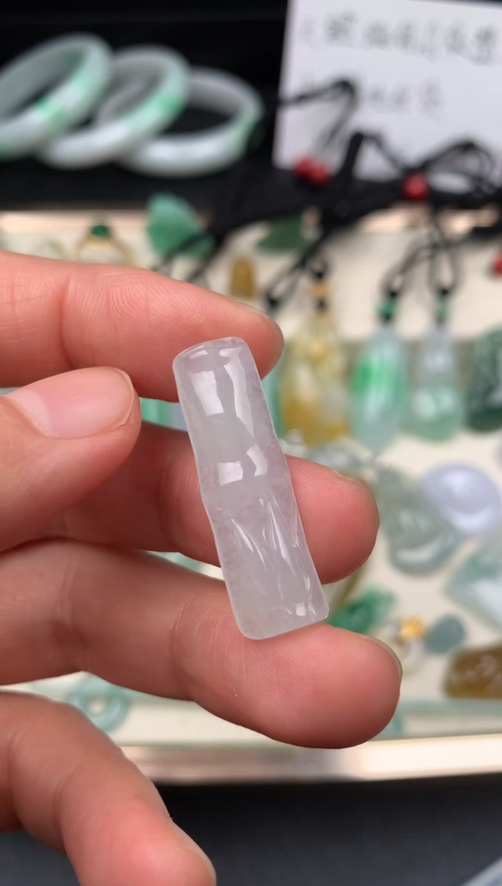 吊坠(不含链)未镶嵌翡翠竹节