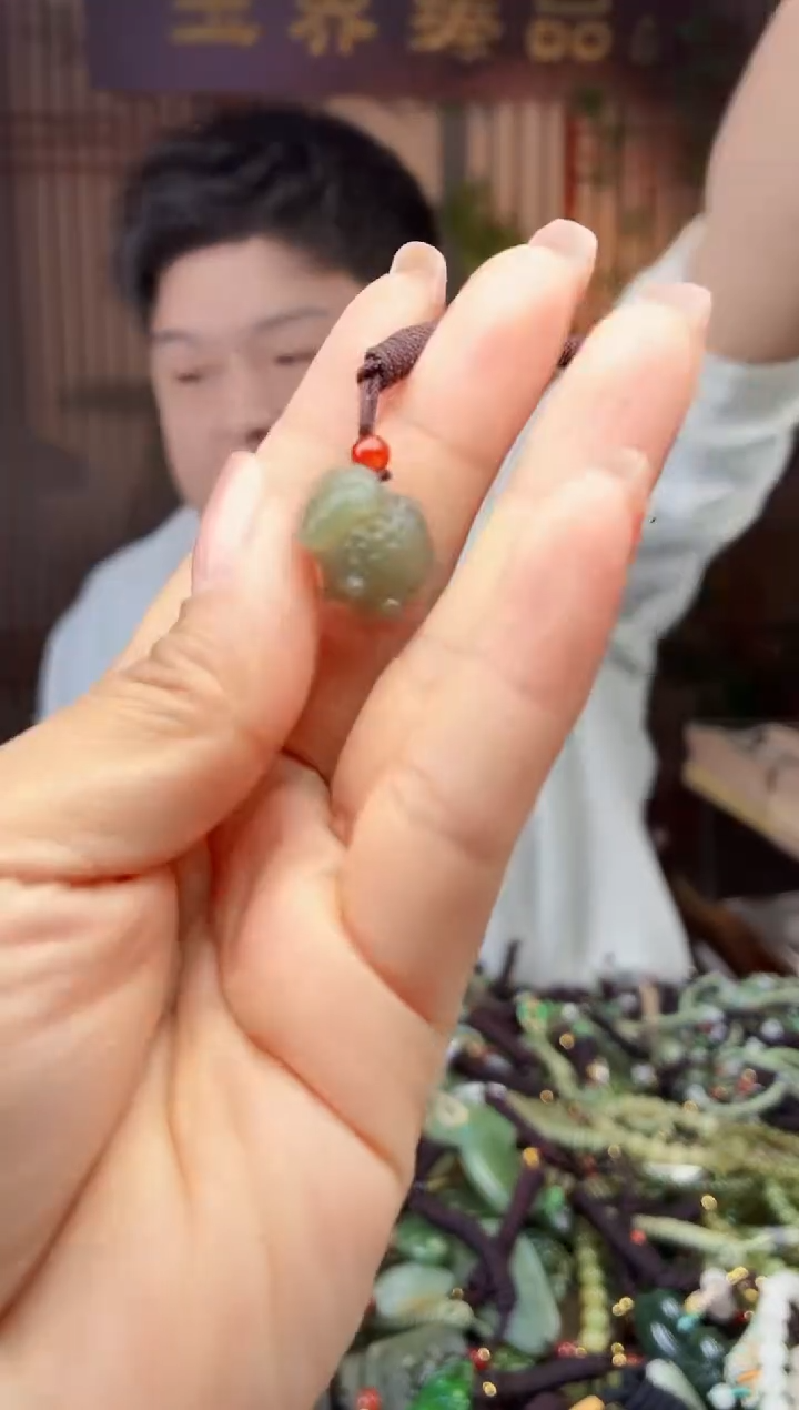 颈饰未镶嵌和田玉多样性发货拍一发一