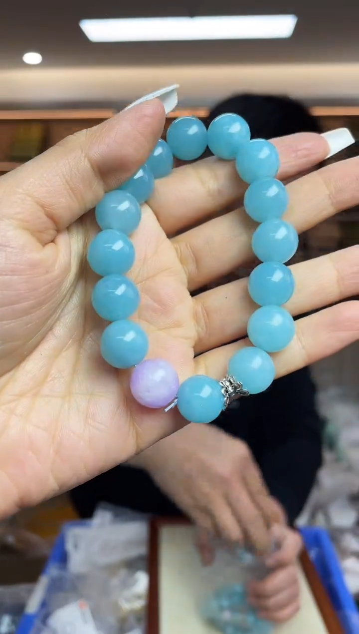 【闪购商品】海蓝宝石手串未镶嵌多样性发一件