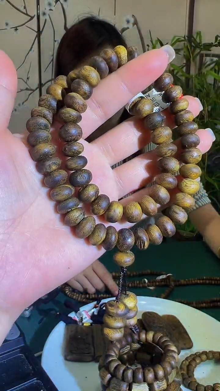 【闪购商品】沉香手串白棋虫漏沉水浮双圈