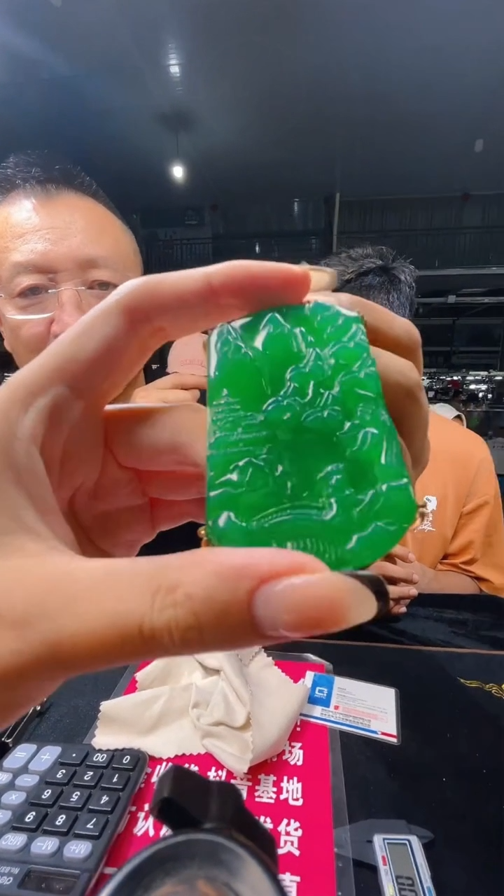 玛瑙/玉髓吊坠(不含链)合金天然玉石吊坠 多样性发其一