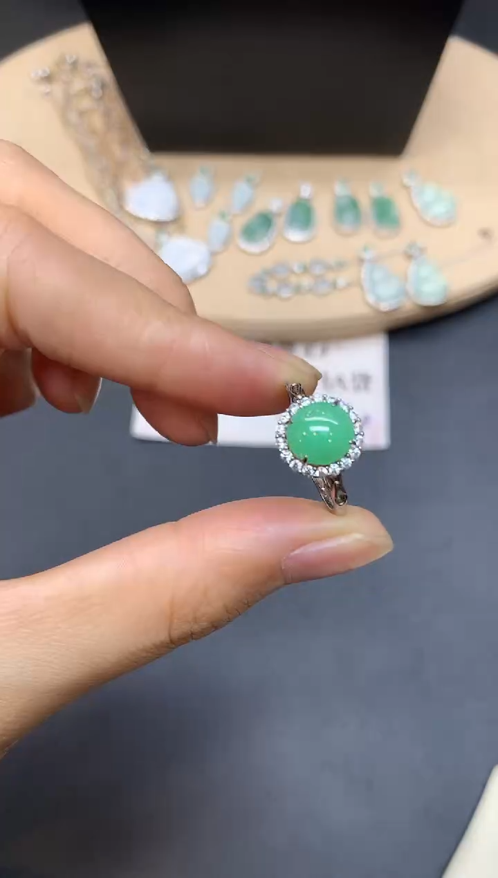 【闪购商品】翡翠戒指银S925镶嵌蛋面【无服务费】