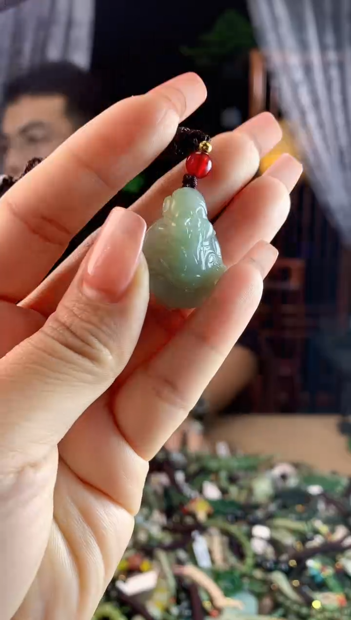 【闪购商品】和田玉挂件未镶嵌多样性发货拍一发一