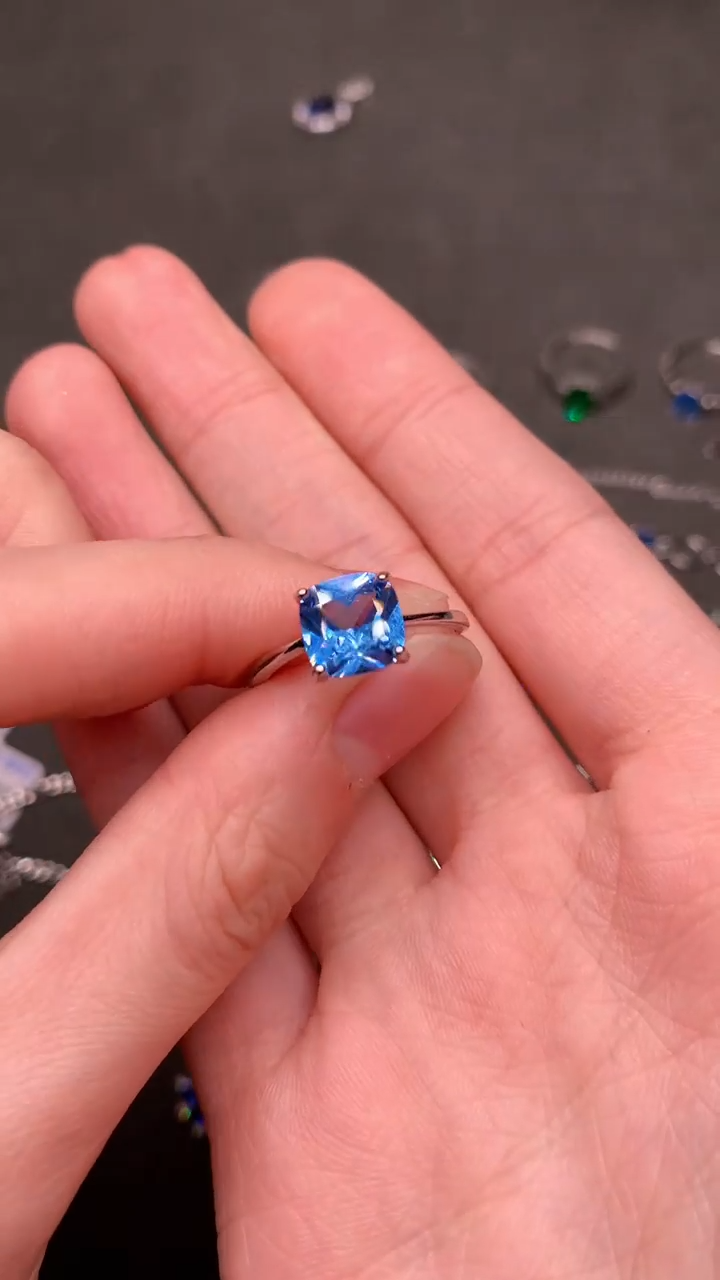 【闪购商品】海蓝宝石戒指银S925镶嵌.....