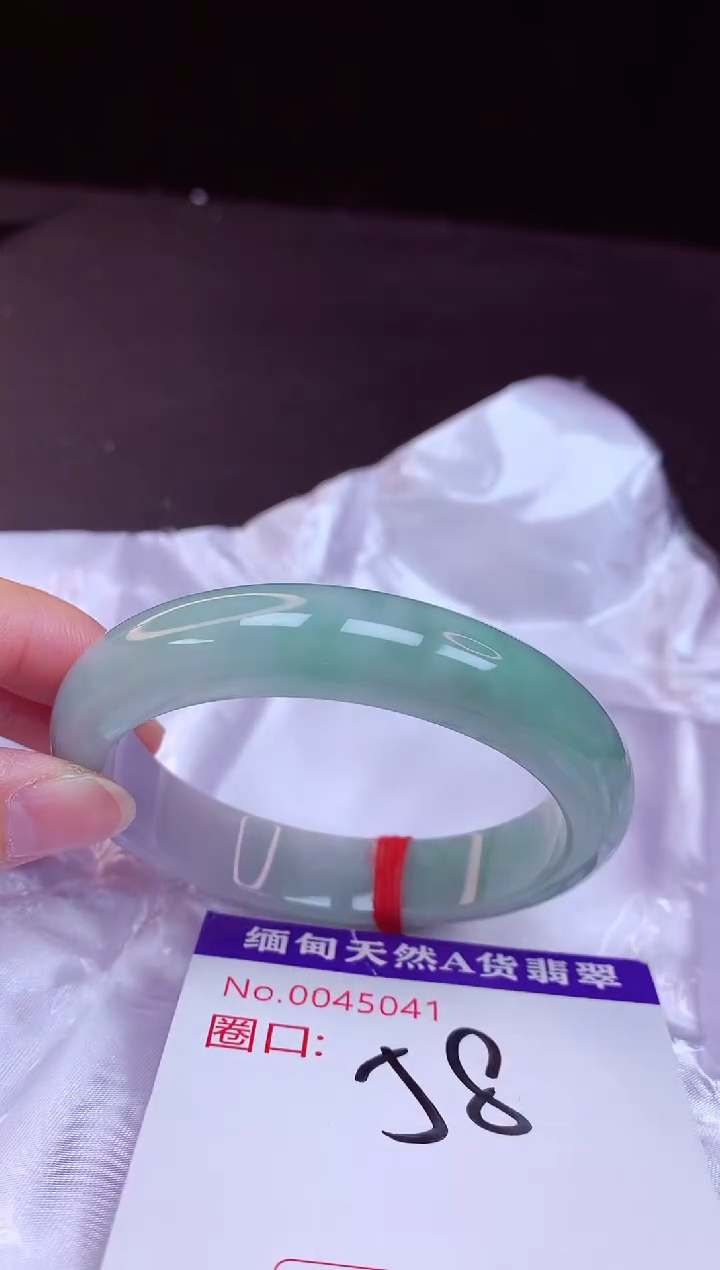 翡翠手镯未镶嵌58+             