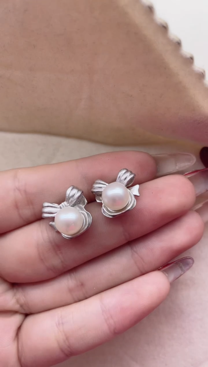 【闪购商品】淡水珍珠耳饰银S925镶嵌A59