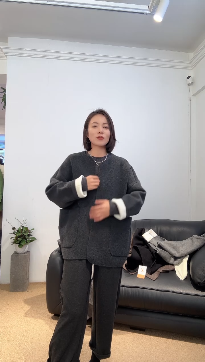 灰色针织外套-0723