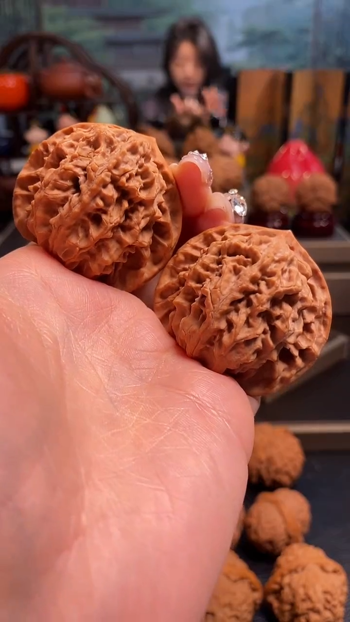 【闪购商品】文玩核桃吊坠K305蟠龙纹45