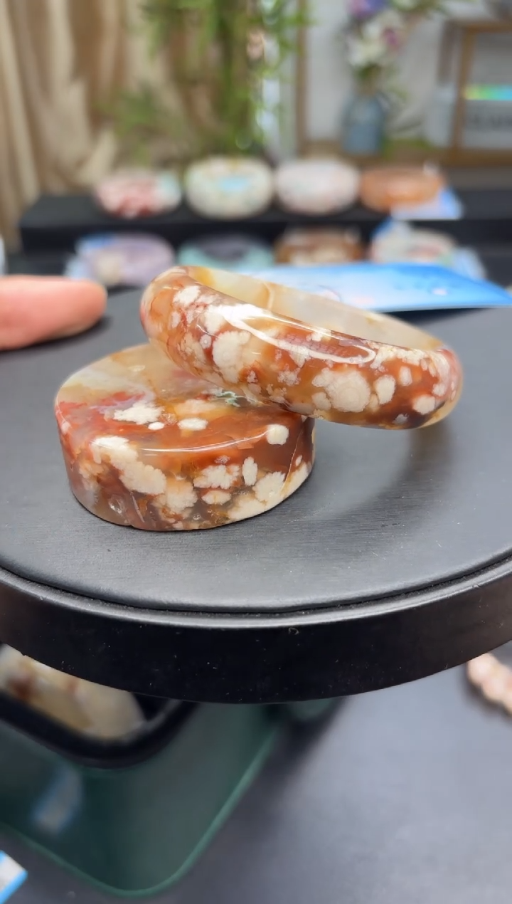 【闪购商品】石英质玉手镯未镶嵌C429(57圈赠送镯心)